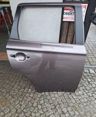 Mitsubishi Outlander Rear door 