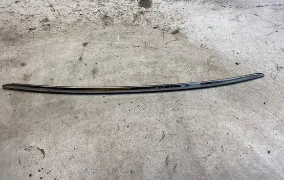 Volkswagen PASSAT B6 Tailgate trim