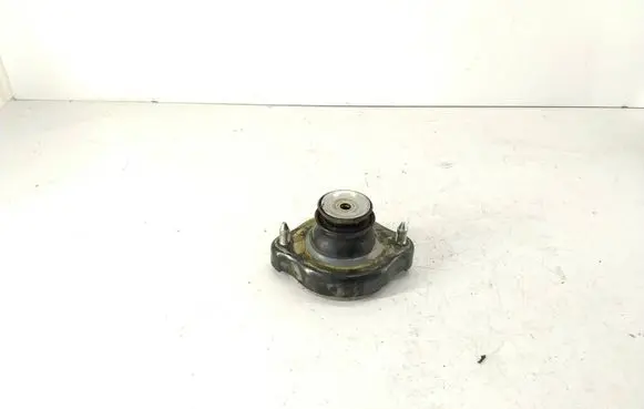 Volvo S40, V40 Front shock absorber mounting bracket 