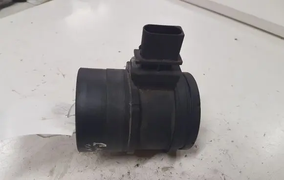 BMW 1 E81 E87 Mass air flow meter 0281002567