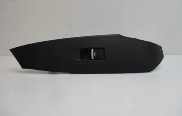 Mazda MX-5 NA Miata Central console control unit GMM666370