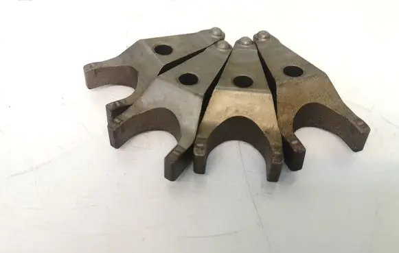 Lexus IS 220D-250-350 Fuel Injector clamp holder