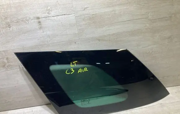 Citroen C3 Aircross Rear side window 13478717