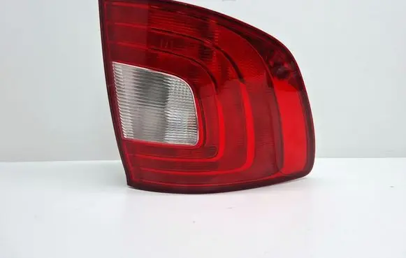 Skoda Superb B6 (3T) Rear/tail lights 3T9945095
