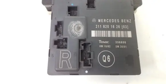 Mercedes-Benz E W211 Door control unit/module 2118201626