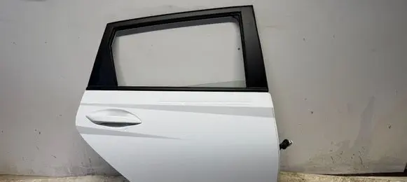 Hyundai i20 (BC3 BI3) Rear door 77004Q0000