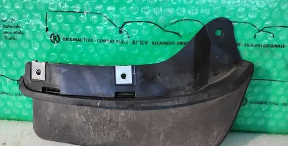 Audi Q7 4L Front mudguard 4L0807514