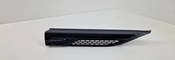 Land Rover Evoque I Fender grill BJ32280B10