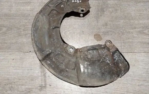 Volvo XC90 Front brake disc dust cover plate P30681806 30681806