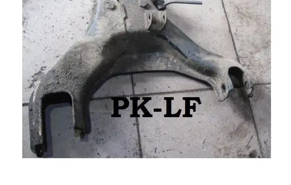 Opel Frontera A Front lower control arm/wishbone 94374428