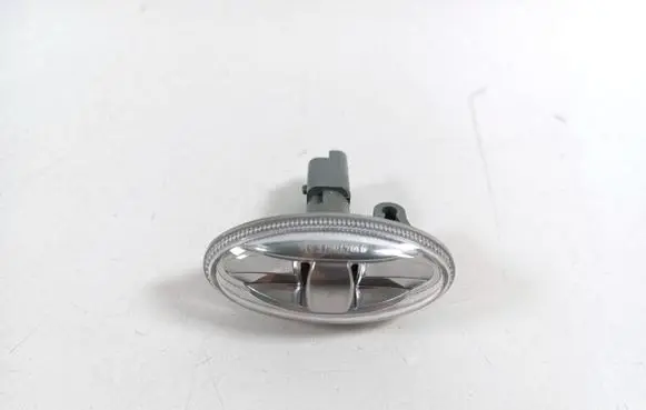 Opel Vivaro Front fender indicator light 9680057480