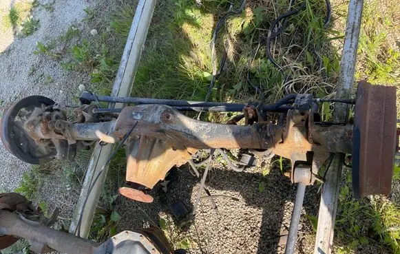Nissan Navara D23 Rear axle beam 714103