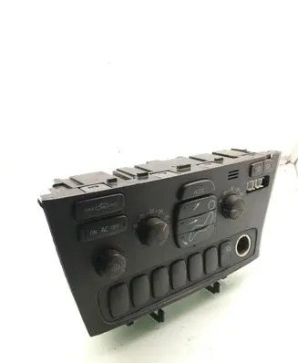 Volvo XC70 Climate control unit 8651242 01W30E