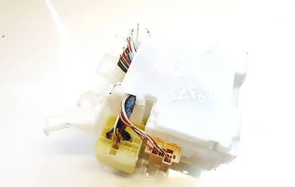 Toyota Corolla Verso E121 Fuse box set 6059a11 6058