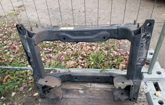 Jeep Cherokee III KJ Front subframe