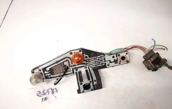 Renault Laguna II Tail light bulb cover holder valeo2347