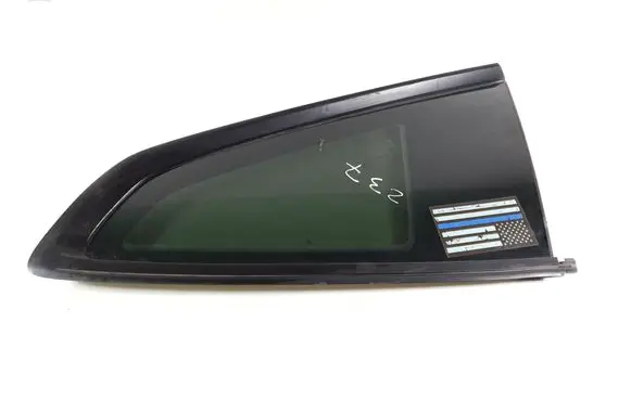 Ford Mustang VI Rear side window FR3Z-6329711-A FR3B-6329701-AE
