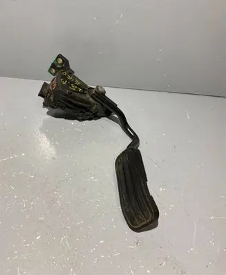 Volkswagen Sharan Accelerator throttle pedal 7M3723507A 6PV00802602 YM219F836EB