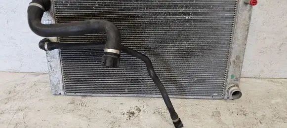 BMW 5 E60 E61 Coolant radiator 7795878 E999000