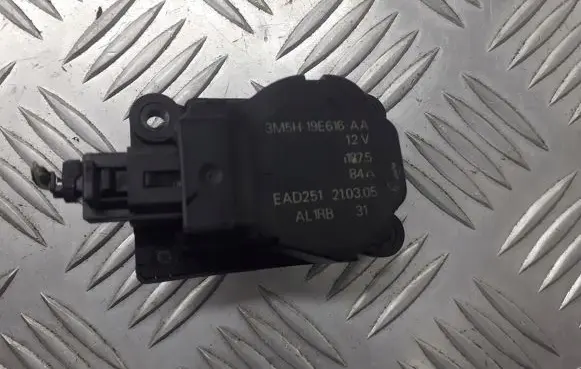 Ford Focus C-MAX A/C air flow flap actuator/motor 3M5H-19E616-AA