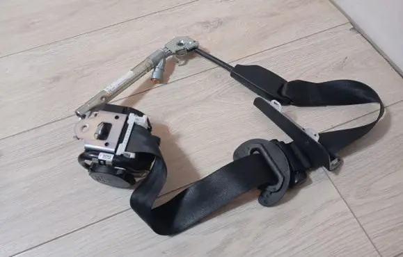 Renault Talisman Front seatbelt 888843091R 643671500B