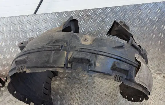 Nissan X-Trail T32 Front arch 6348434CB0A