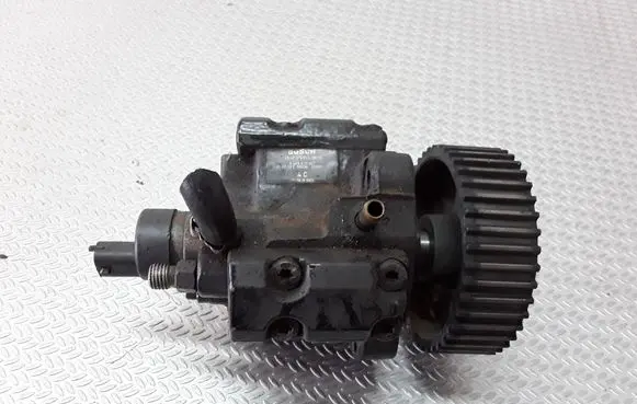 Fuel injection high pressure pump