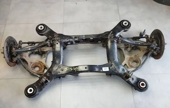 Mercedes-Benz ML W164 Rear axle beam P009T11636153 164R