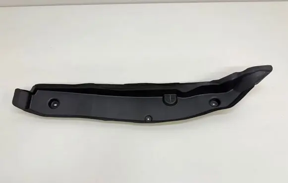 Mercedes-Benz E W213 Fender end trim A2138890500