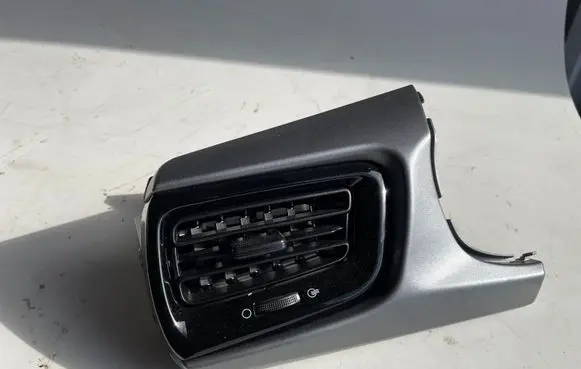 KIA Rio Dashboard side air vent grill/cover trim 97480H8100