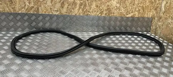 Audi A3 8Y Front door rubber seal 8Y0831721B