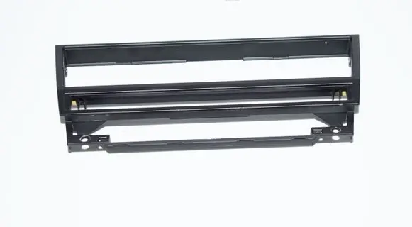 BMW 5 E39 Radio/GPS head unit trim 8247302