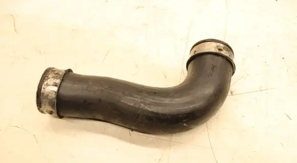 Volkswagen Jetta V Intercooler hose/pipe