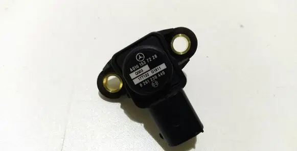 Mercedes-Benz C W205 Air pressure sensor A0101537228 0261230440