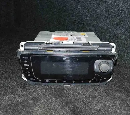 Seat Altea XL Radio/CD/DVD/GPS head unit 5P0035153B