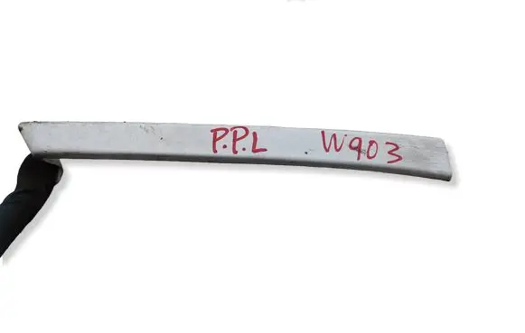 Mercedes-Benz Sprinter W901 W902 W903 W904 Under headlight/headlamp trim 