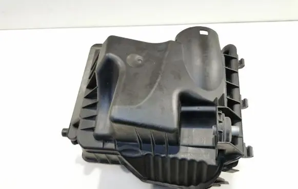 Mercedes-Benz B W245 Air filter box A2660900101 4608785916