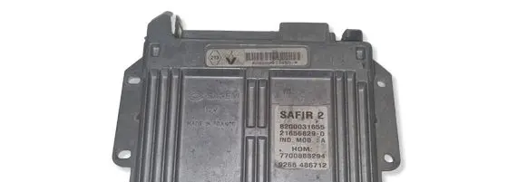 Renault Clio II Engine control unit/module ECU 8200031655 7700868294