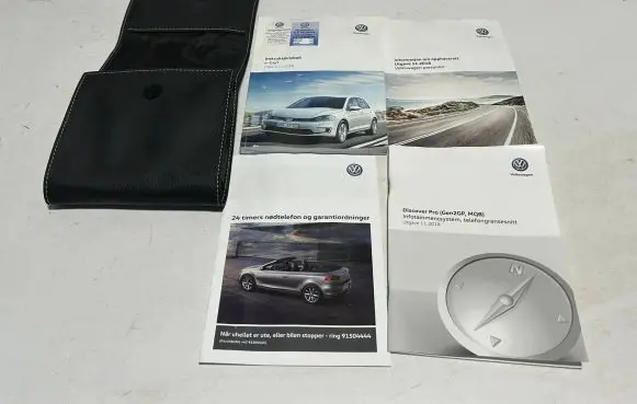 Volkswagen Golf VII Owners service history hand book 20203