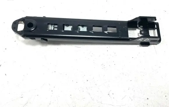 Volkswagen Golf VI Seat belt adjustment motor 5K0857819