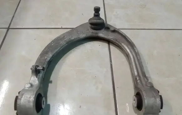 Land Rover Range Rover L405 Front upper control arm/wishbone PLA3091A