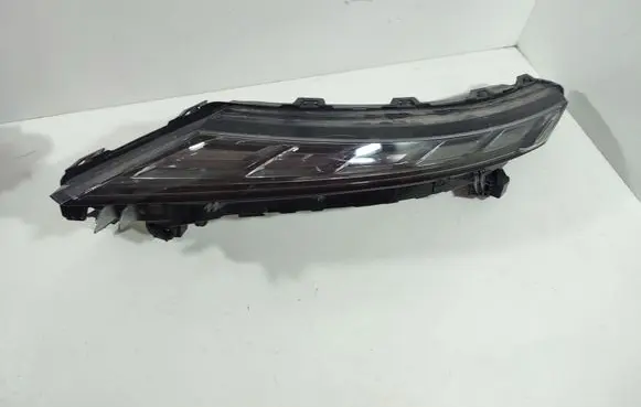 Mitsubishi Outlander IV Headlight/headlamp 8310A043 A3T0120000