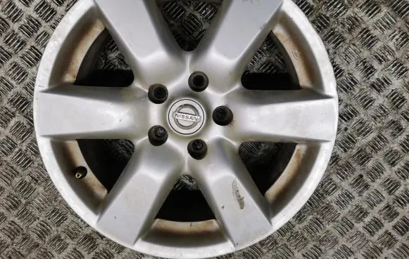 Nissan X-Trail T31 R17 alloy rim 