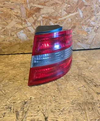 Mercedes-Benz B W245 Rear/tail lights A1698202664