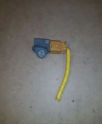 Hyundai Santa Fe Airbag deployment crash/impact sensor 959302W000