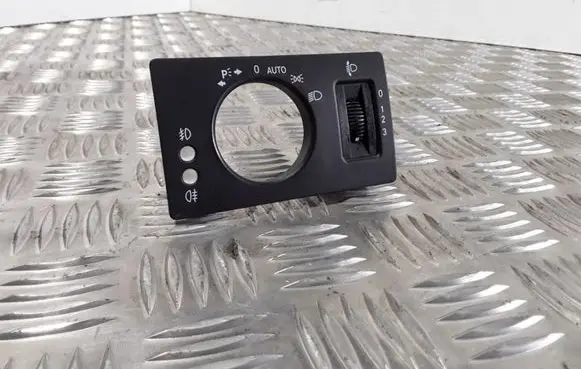 Mercedes-Benz B W245 Headlight level height control switch A1696800965