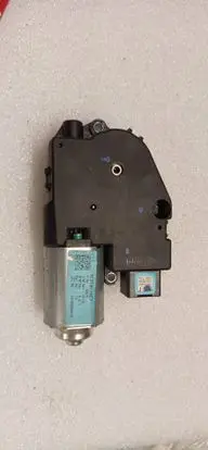 Hyundai Tucson TL Sunroof motor/actuator 20190904418