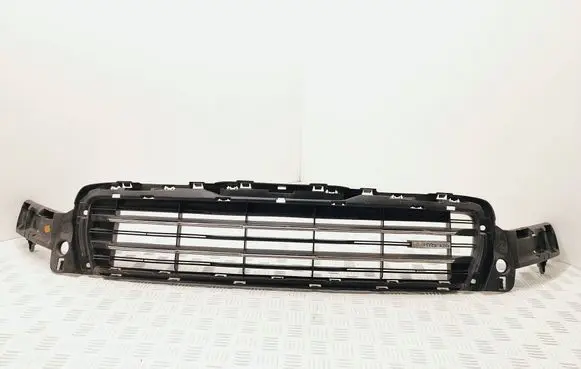 Peugeot 3008 I Front bumper upper radiator grill AA36691394