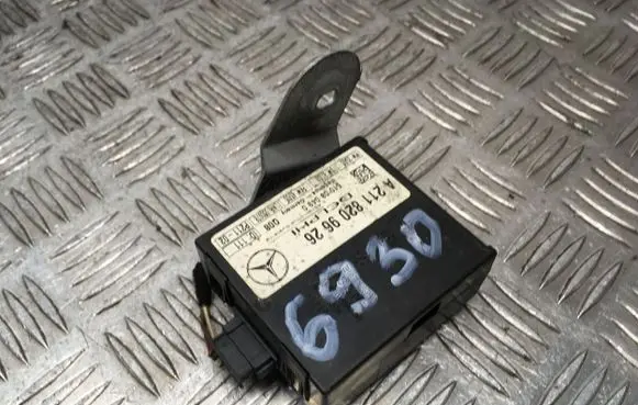 Mercedes-Benz E W211 Alarm control unit/module A2118209626 510080490