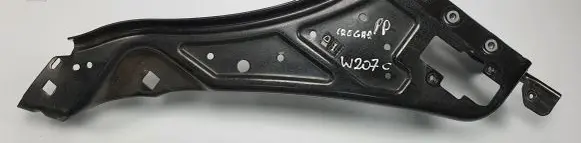 Mercedes-Benz E C207 W207 Headlight/headlamp mounting bracket A2076200119